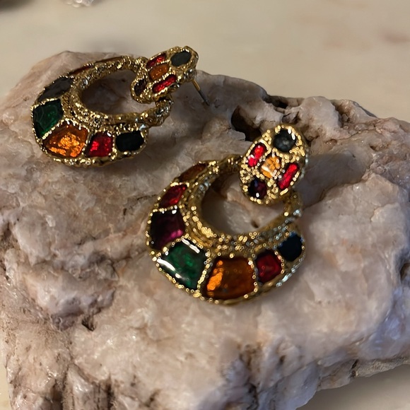 1980’s Colorful Door Knocker Earrings - Picture 5 of 10